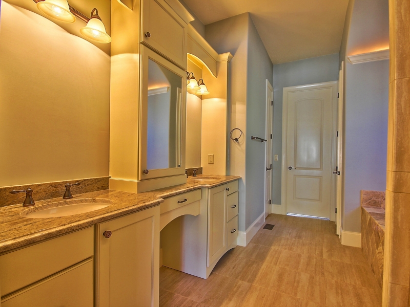 Image Lot 13 Tuscan Hills