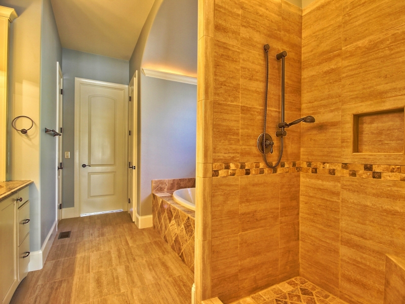 Image Lot 13 Tuscan Hills